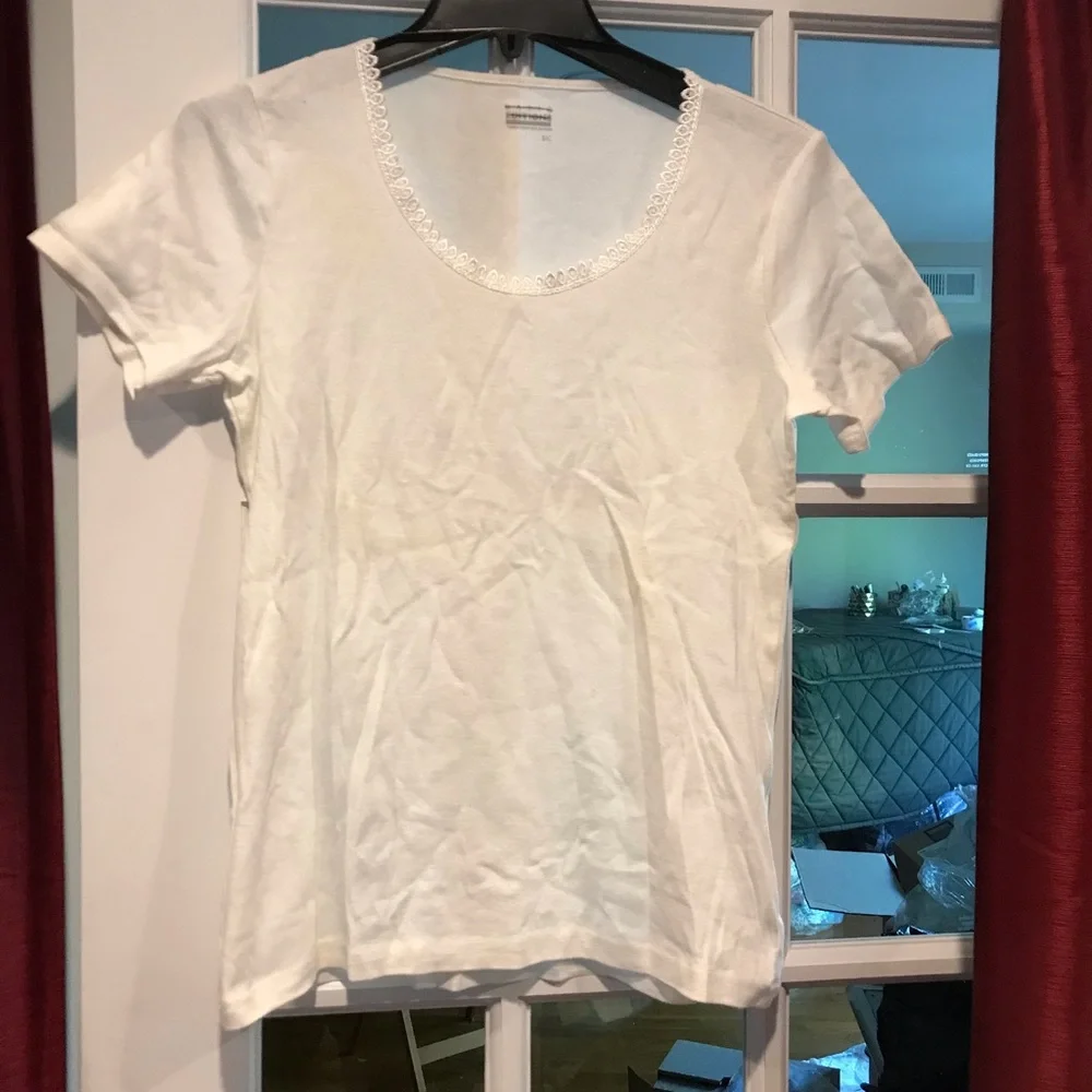Basic Editions t Shirt - Picture 1 of 3